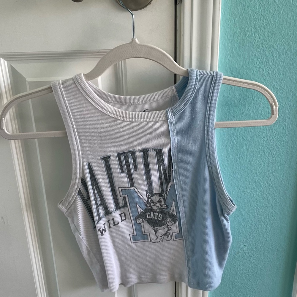 Wildcats/Mixed Fabric Sleeveless Top - White and Blue